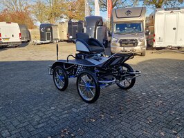 1/2Sp. Techno Marathonwagen Pony