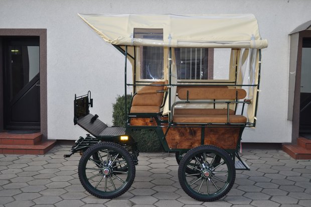 Wagonette Midden 55c