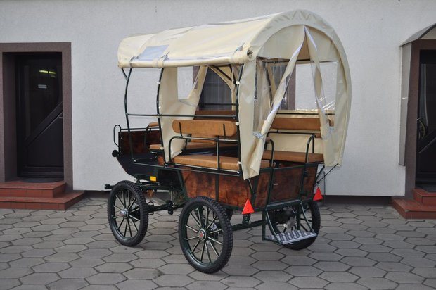 Wagonette Midden 55c