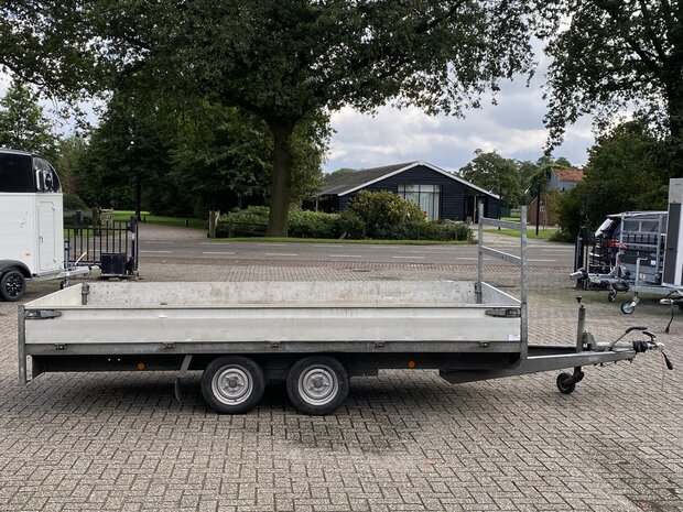 Henra Plateauwagen 2700kg 405x180