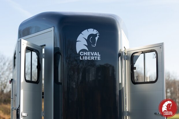 Cheval Libert&eacute; Touring Jumping Deep Black