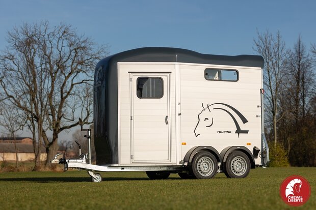 Cheval Libert&eacute; Touring Jumping Deep Black