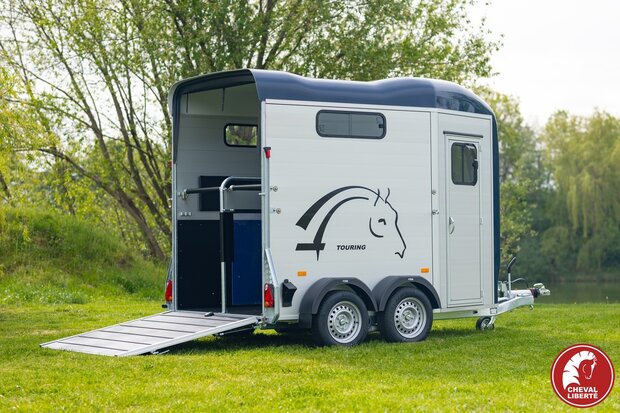 Cheval Libert&eacute; Touring Jumping Navy Blue