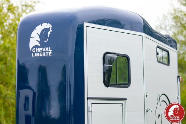 Cheval Libert&eacute; Touring Jumping Navy Blue