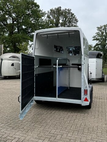 Sirius S75 Zadelkamer 2 Paards VERKOCHT