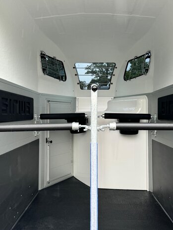 Sirius S75 Zadelkamer 2 Paards VERKOCHT