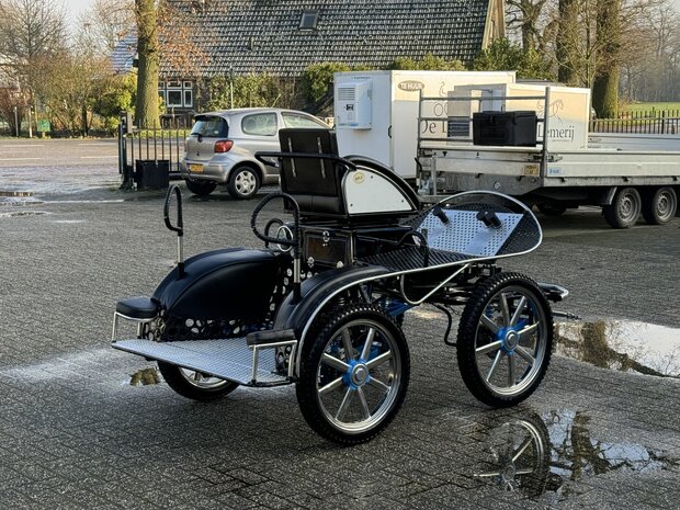 1/2Sp. Techno Marathonwagen Pony