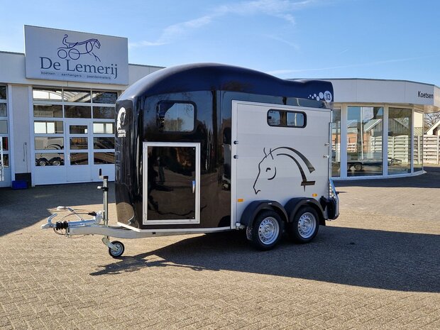 Cheval Libert&eacute; Gold 3 Trailer Zadelkamer 2 Paards 