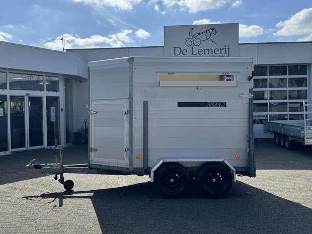 Titan Jelsum Veetrailer 2700Kg