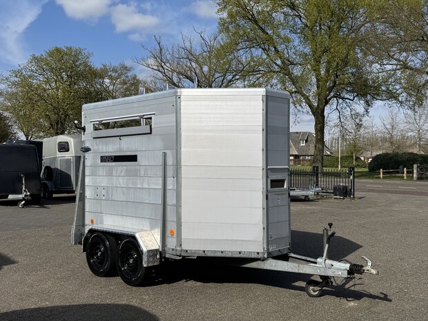 Titan Jelsum Veetrailer 2700Kg