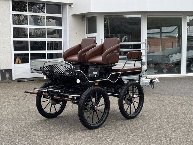 1/2Sp. Doorloopwagen Recreatiewagen Paard 042ZA