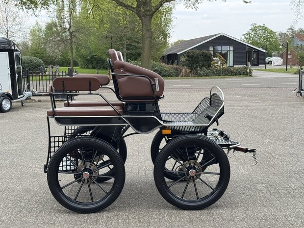 1/2Sp. Doorloopwagen Recreatiewagen Paard 042ZA