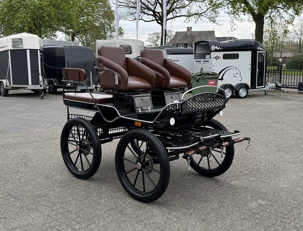 1/2Sp. Doorloopwagen Recreatiewagen Paard 042ZA