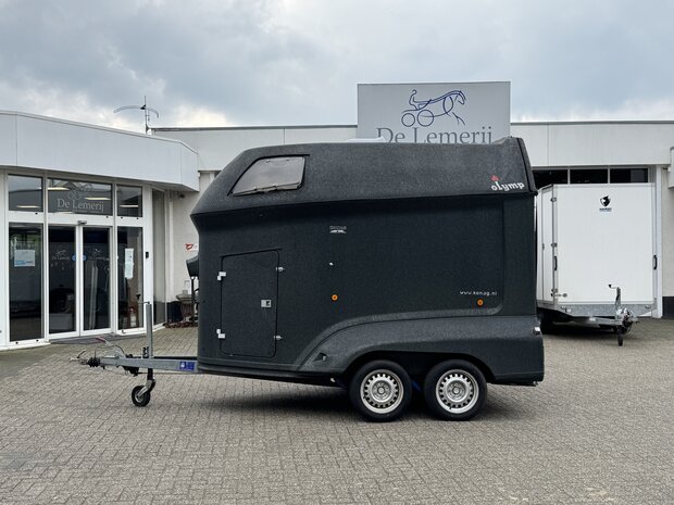 Sluis Olymp 2 Paards Polyester Trailer Zadelkamer