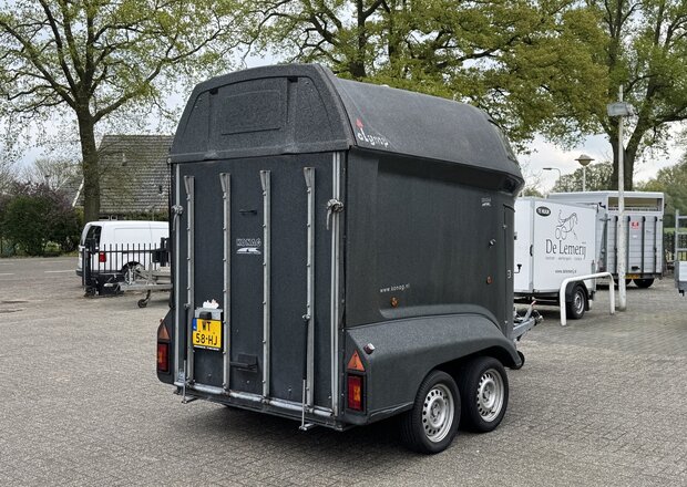 Sluis Olymp 2 Paards Polyester Trailer Zadelkamer