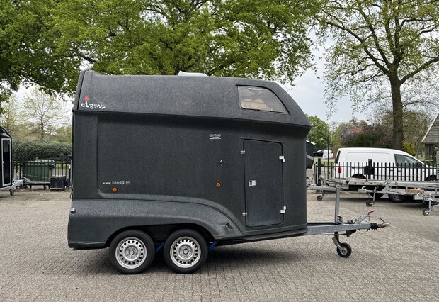 Sluis Olymp 2 Paards Polyester Trailer Zadelkamer