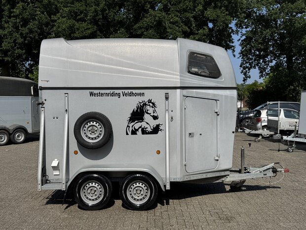 XX-Trail Trailer Polyester 2 Paards Zadelkamer