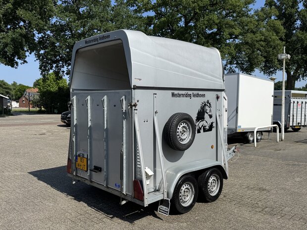 XX-Trail Trailer Polyester 2 Paards Zadelkamer