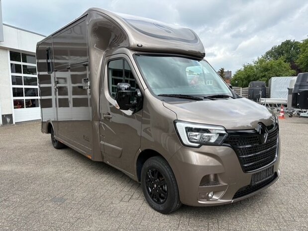 Nieuw! Sodiak Nubia Renault Master Hengstenuitvoering 
