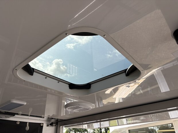 Nieuw! Sodiak Imagine Renault Master Hengstenuitvoering 