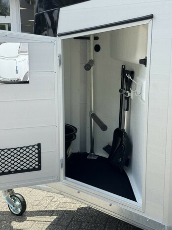 B&uuml;cker Careliner Alu 2 Paards Zadelkamer