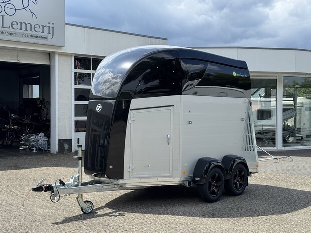 B&uuml;cker Careliner Alu 2 Paards Zadelkamer