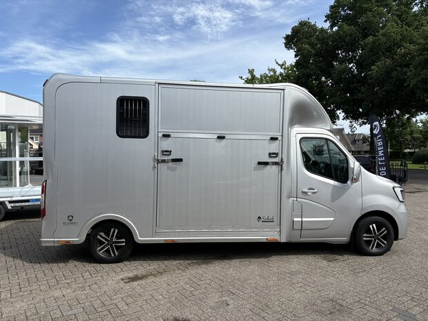 Sodiak Nubia Renault Master Alu Hengstenuitvoering 