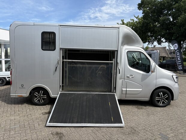 Sodiak Nubia Renault Master Alu Hengstenuitvoering 