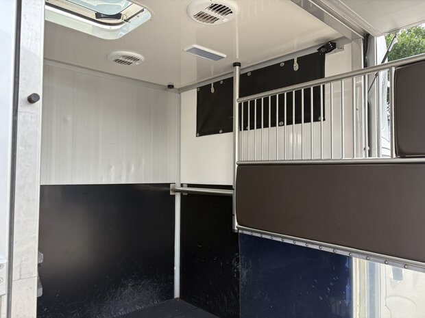 Sodiak Nubia Renault Master Alu Hengstenuitvoering 