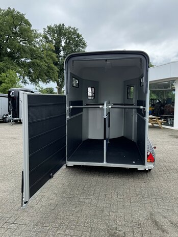 Cheval Libert&eacute; Touring Jumping Zadelkamer 2 Paards