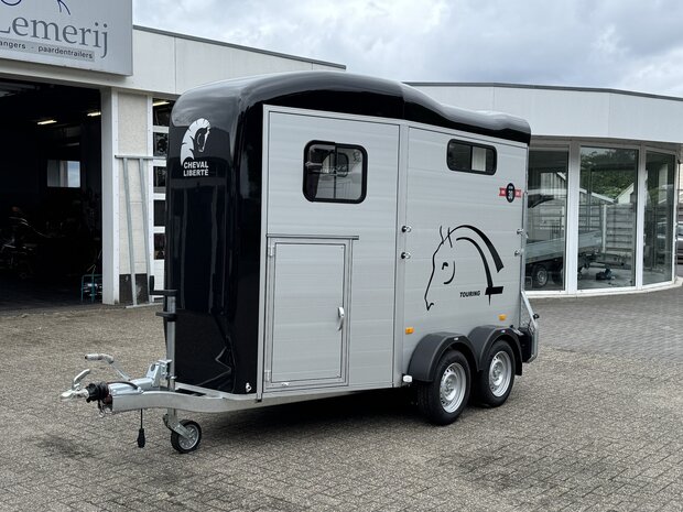 Cheval Libert&eacute; Touring Jumping Zadelkamer 2 Paards