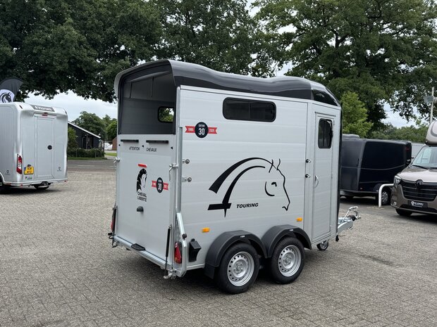 Cheval Libert&eacute; Touring Jumping Zadelkamer 2 Paards