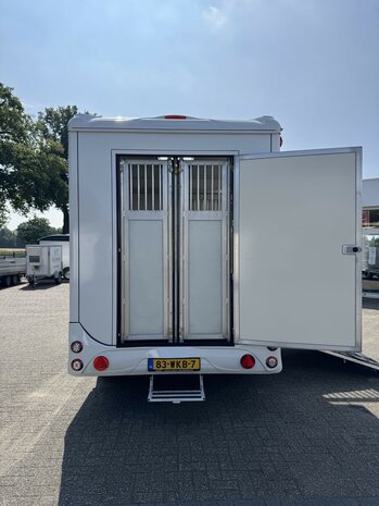Steinsberger Anka Paardentrailer Hengstenuitvoering 
