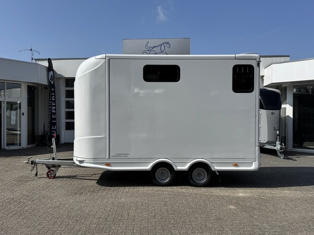 Steinsberger Anka Paardentrailer Hengstenuitvoering 