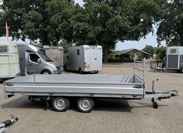 Hapert Azure H-2 Aanhangwagen 405x180cm 2700Kg