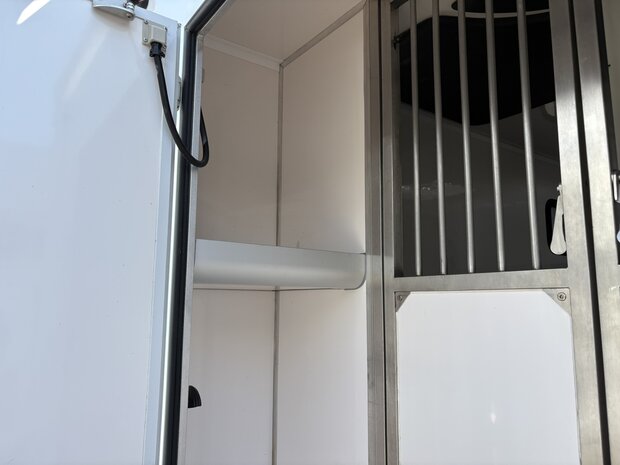 Renault Master JK Hengstenuitvoering Dubbele Cabine 