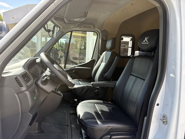 Renault Master JK Hengstenuitvoering Dubbele Cabine 