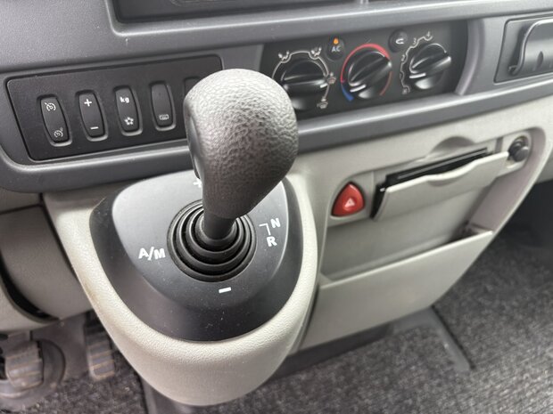 Renault Master Automaat Dubbele Cabine 5-zits Roelofsen Alu