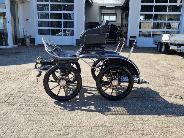 1/2Sp. Excellent Marathonwagen 23Inch