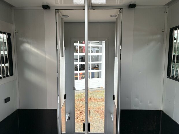 Renault Master Roelofsen Parados Hengstenuitvoering Automaat 2019