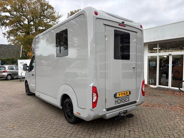 Renault Master STX Hengstenuitvoering Black Edition 2022