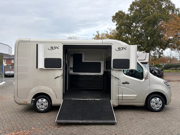 Opel Movano STX Hengstenuitvoering 2022