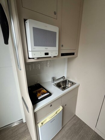 STX Classic Trailer met Living 2 Paards