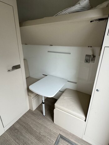 STX Classic Trailer met Living 2 Paards