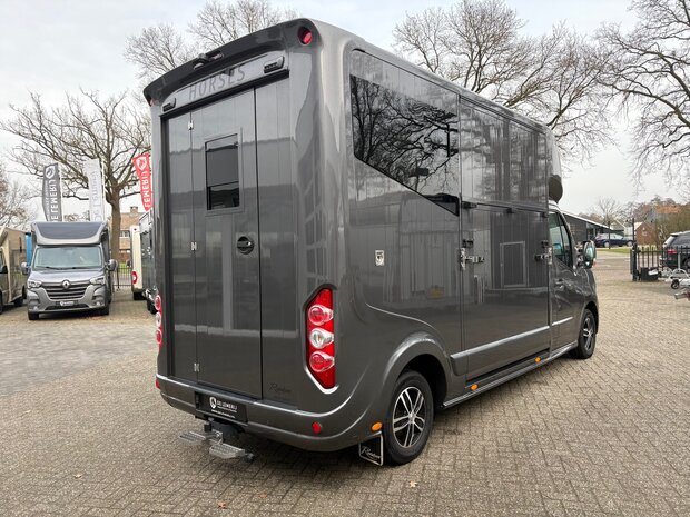 Renault Master Roelofsen Parados Hengstenuitvoering 2023