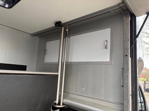 Renault Master Roelofsen Parados Hengstenuitvoering 2023