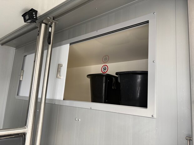 Renault Master Roelofsen Parados Hengstenuitvoering 2023