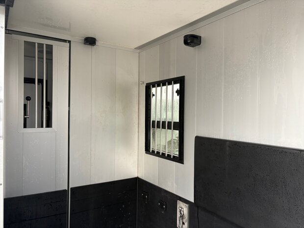 Renault Master Roelofsen Parados Hengstenuitvoering 2023