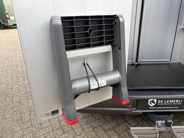 Renault Master Roelofsen Parados Hengstenuitvoering 2023