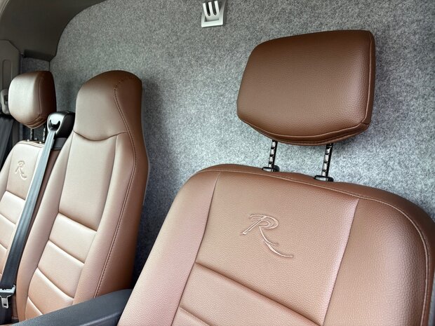 Renault Master Roelofsen Parados Hengstenuitvoering 2023